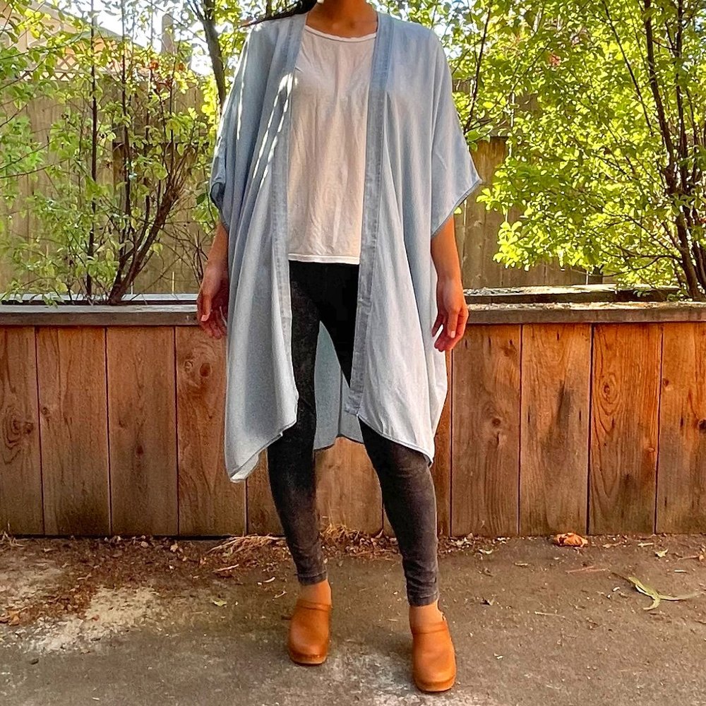 Aritzia Talula Chambray Kimono Cardigan XXS/XS